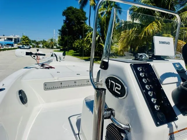 Slide: The Image of Sea Pro 172 Bay 2022 - 10