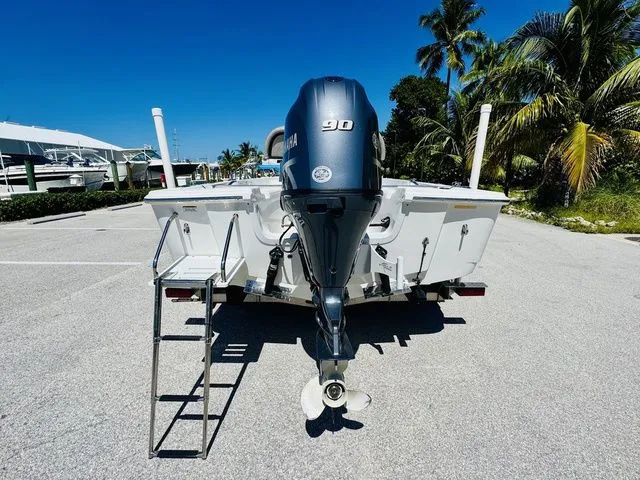 Slide: The Image of Sea Pro 172 Bay 2022 - 4