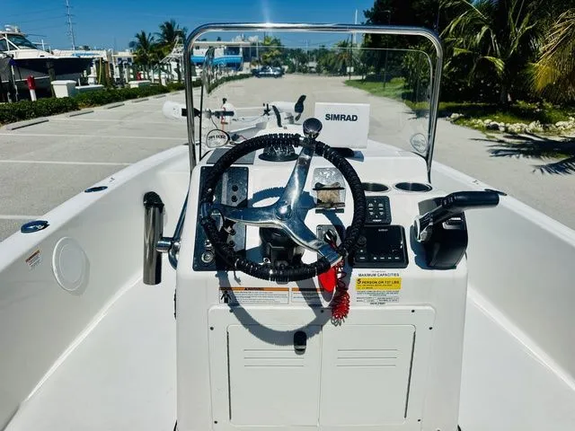 Slide: The Image of Sea Pro 172 Bay 2022 - 9