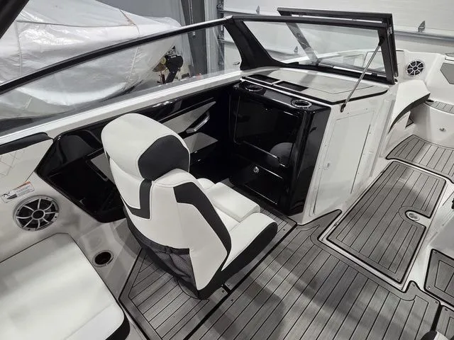 Slide: The Image of Yamaha 222S 2026 - 15