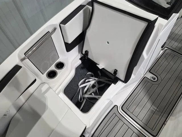 Slide: The Image of Yamaha 222S 2026 - 27