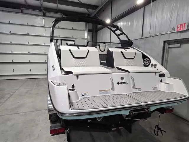 Slide: The Image of Yamaha 222S 2026 - 3