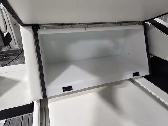 Slide: The Image of Yamaha 252S 2026 - 11