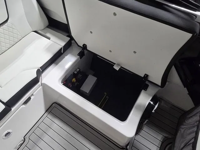 Slide: The Image of Yamaha 252S 2026 - 14