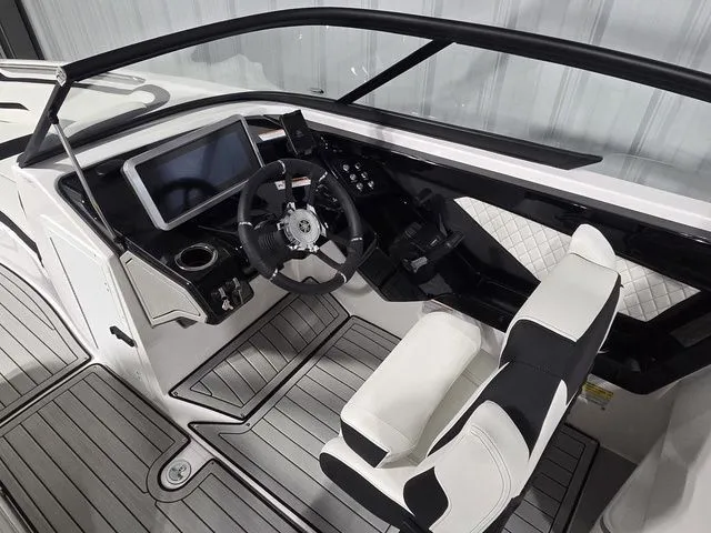 Slide: The Image of Yamaha 252S 2026 - 19