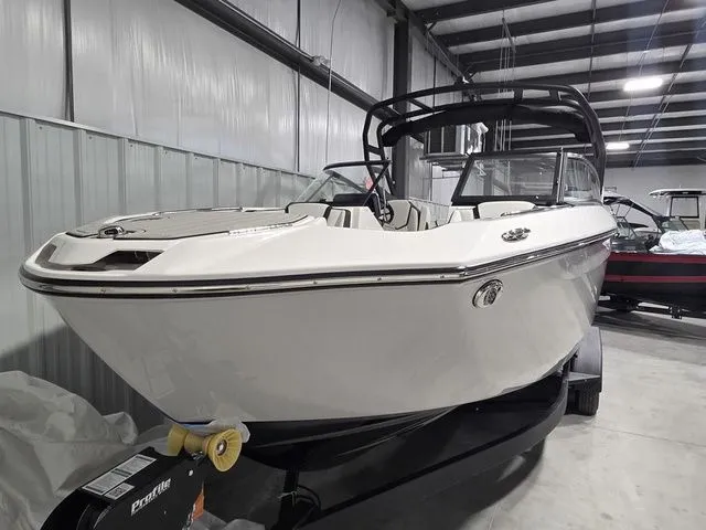 Slide: The Image of Yamaha 252S 2026 - 3