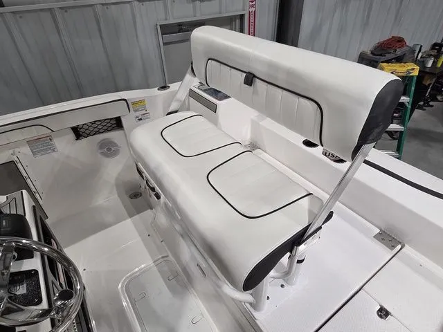 Slide: The Image of Yamaha 222 FSH Sport 2026 - 10