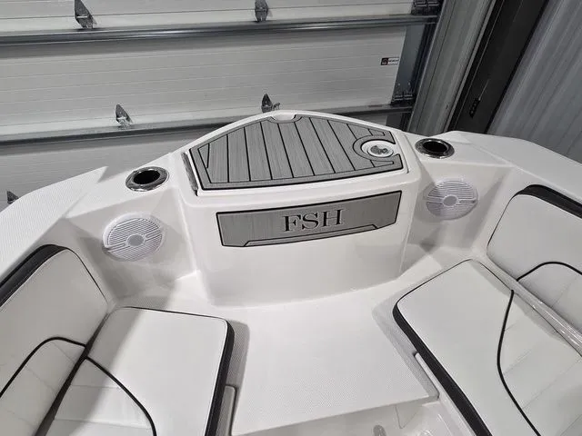 Slide: The Image of Yamaha 222 FSH Sport 2026 - 27