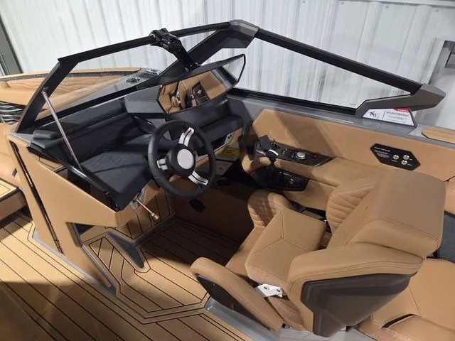 Slide: The Image of Nautique Super Air Nautique G25 2026 - 17