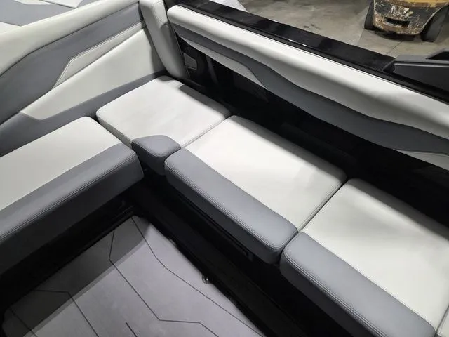 Slide: The Image of Axis T220 2026 - 13