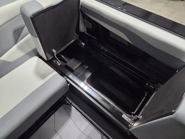 Slide: The Image of Axis T220 2026 - 14