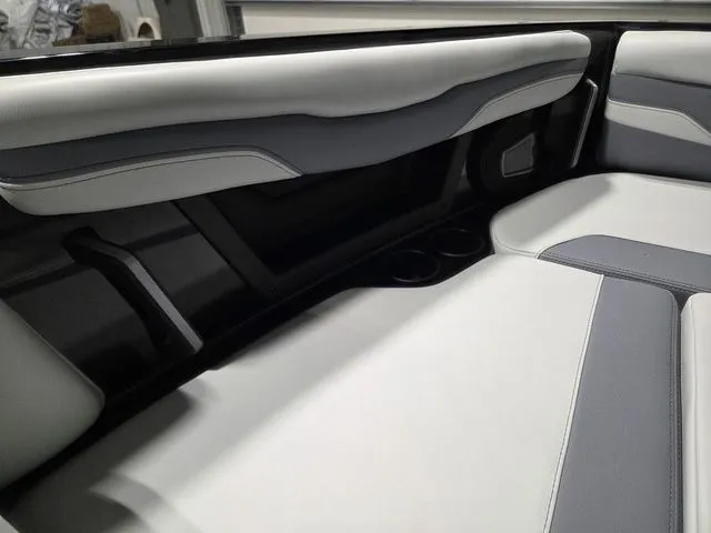 Slide: The Image of Axis T220 2026 - 23