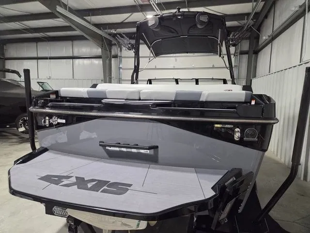 Slide: The Image of Axis T220 2026 - 6