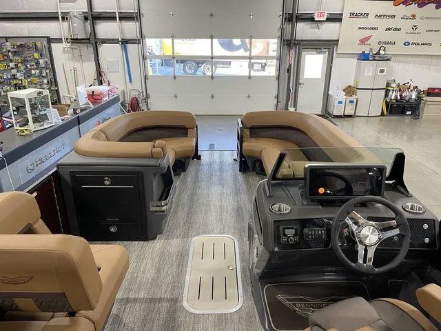 Slide: The Image of Bennington M L-Bench 22 ML 2026 - 14