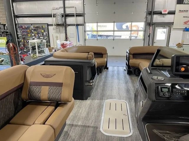 Slide: The Image of Bennington M L-Bench 22 ML 2026 - 23