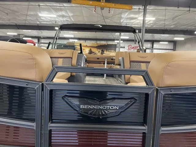 Slide: The Image of Bennington M L-Bench 22 ML 2026 - 9