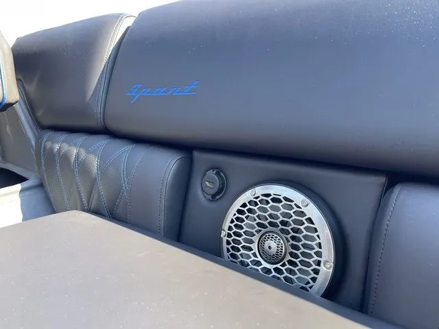 Slide: The Image of Bennington Q Swingback 27 QSBWAT2 2026 - 21