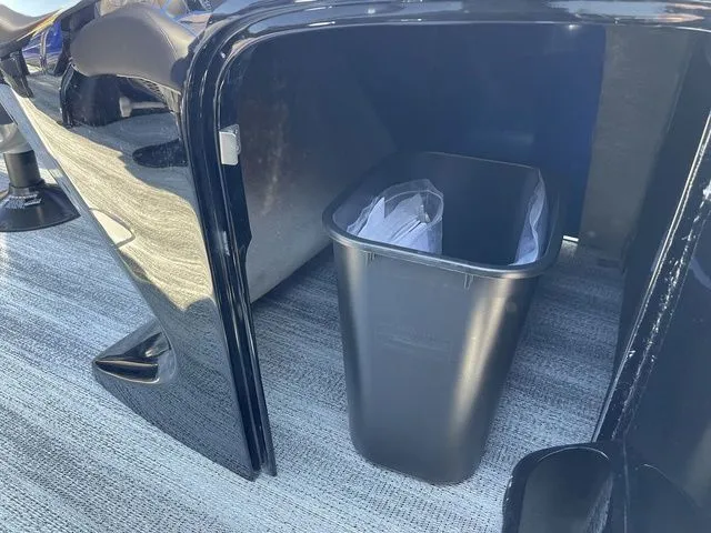 Slide: The Image of Bennington Q Swingback 27 QSBWAT2 2026 - 24