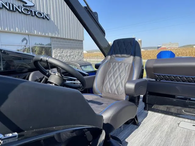 Slide: The Image of Bennington Q Swingback 27 QSBWAT2 2026 - 31