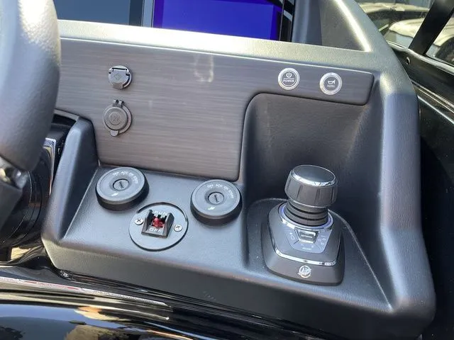 Slide: The Image of Bennington Q Swingback 27 QSBWAT2 2026 - 36