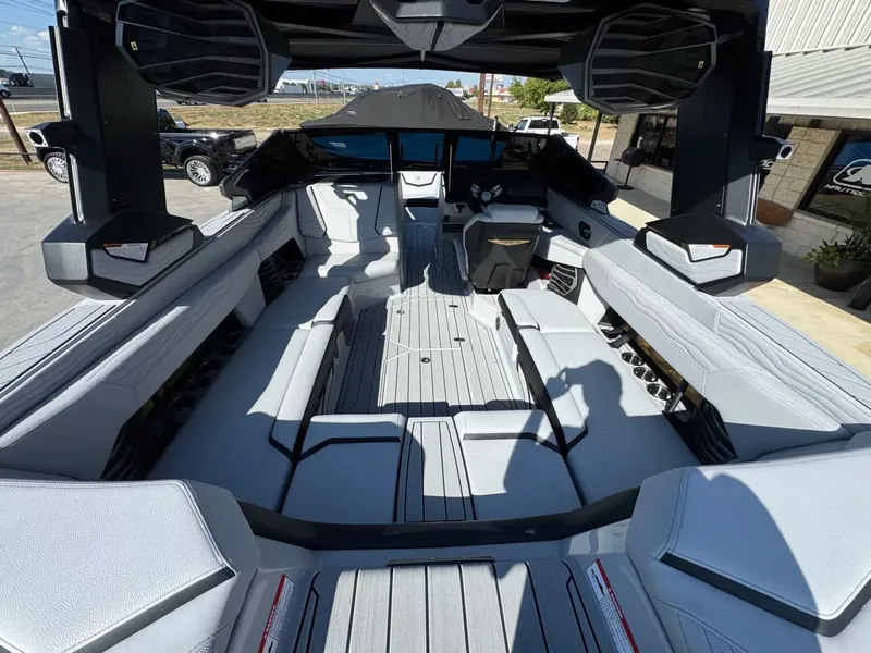 Slide: The Image of Nautique G23 2026 - 11