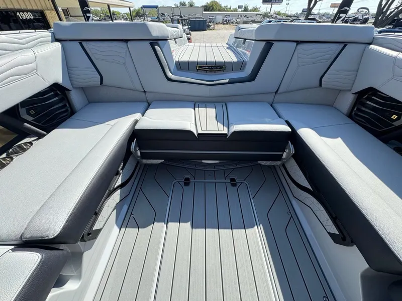 Slide: The Image of Nautique G23 2026 - 13