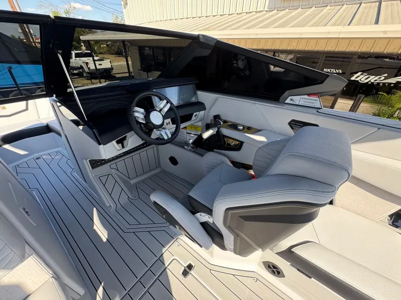 Slide: The Image of Nautique G23 2026 - 16