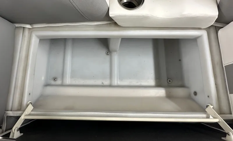 Slide: The Image of Misty Harbor D23Q 2021 - 16