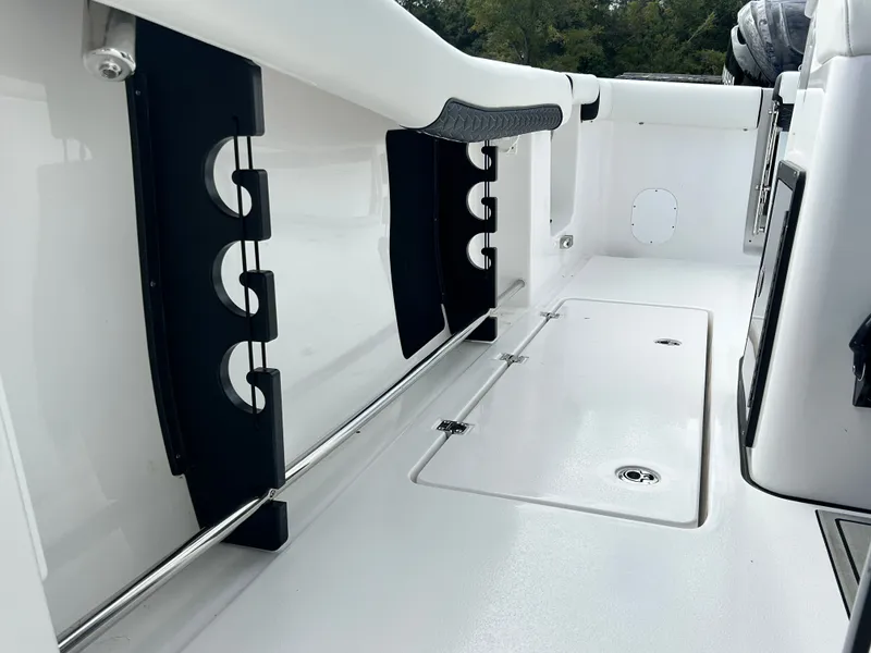 Slide: The Image of Tidewater 320 CC Adventure 2026 - 35