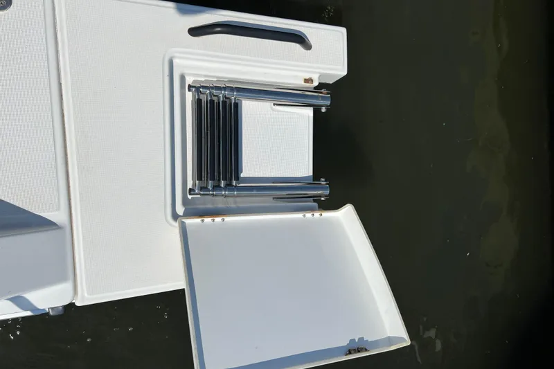 Slide: The Image of Beneteau Flyer 8 SUNdeck 2022 boat ladder and platform detail. - 5