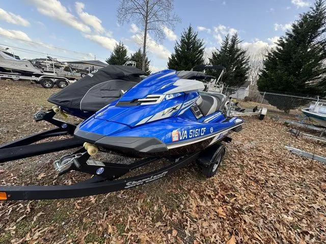 Slide: The Image of Yamaha FX SVHO 2017 - 3