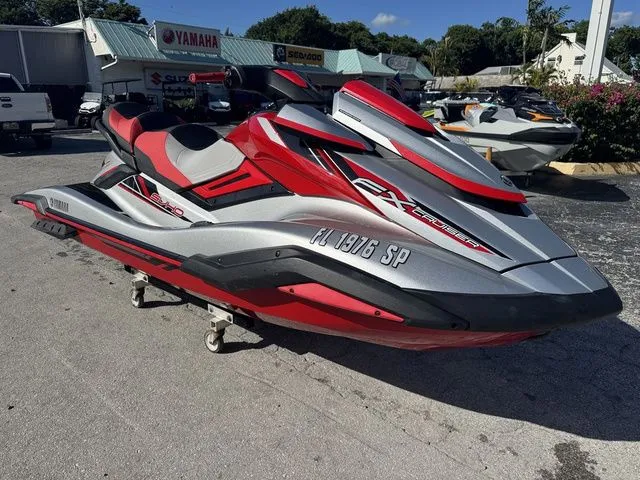 Slide: The Image of Yamaha FX Cruiser SVHO 2020 - 3