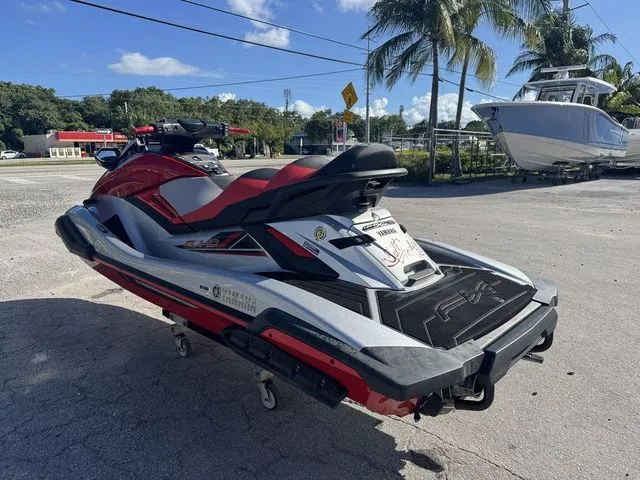 Slide: The Image of Yamaha FX Cruiser SVHO 2020 - 7