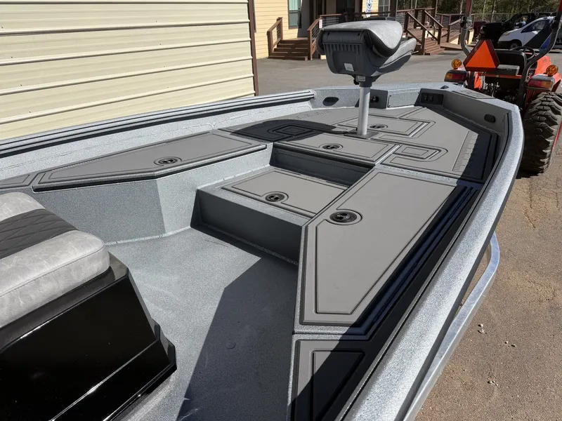 Slide: The Image of Excel Bay Pro 220 220 ELITE 2026 - 4