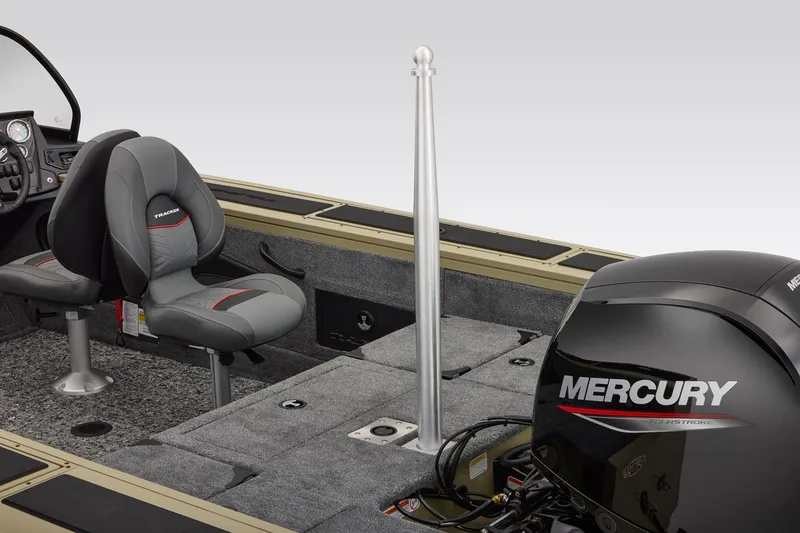 Slide: The Image of Tracker Targa V-18 Combo 2026 - 73