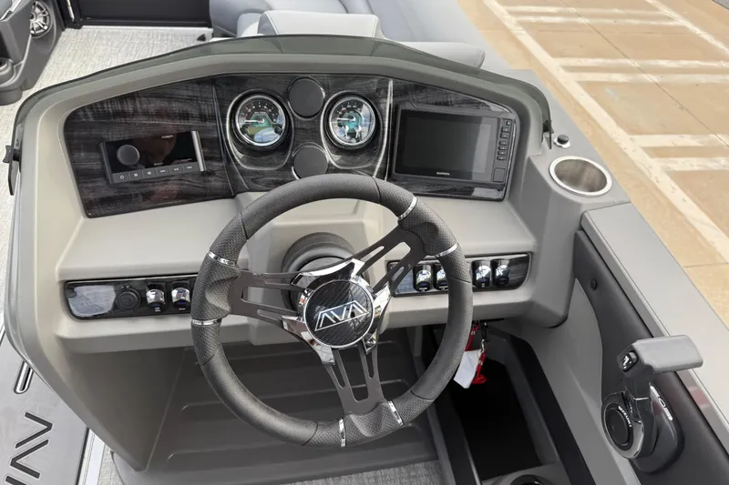 Slide: The Image of 2026 Avalon LSZ Rear Fish dashboard with steering wheel, gauges, and control panel. - 39