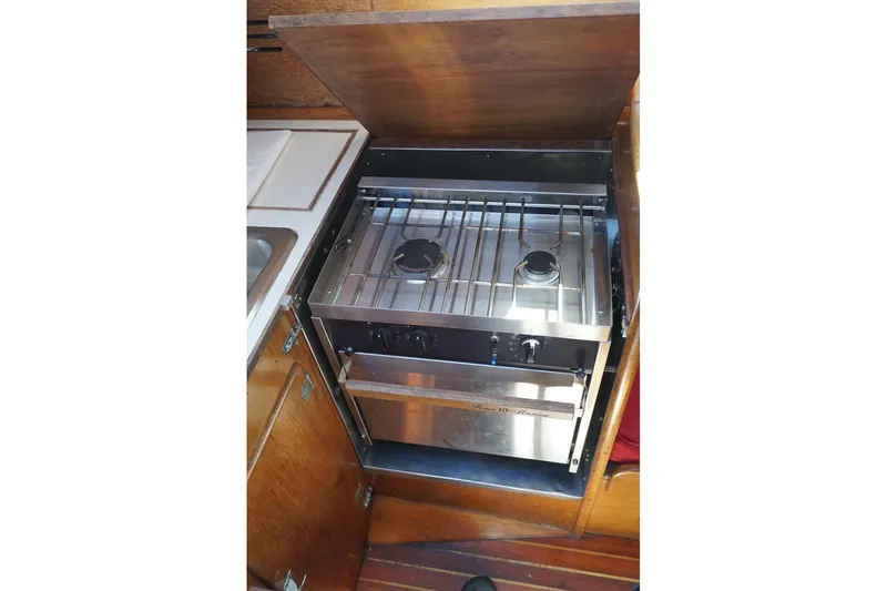 Slide: The Image of 1970 Hinckly Pilot 35 - 7