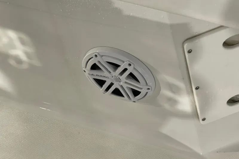 Slide: The Image of Speaker installed on a 2019 Blackfin 272 CC boat, featuring JL Audio branding. - 45