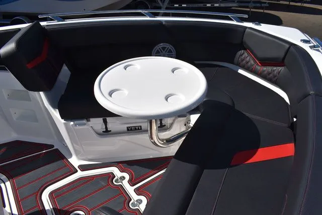 Slide: The Image of Monterey Elite 30 OB 2026 - 70