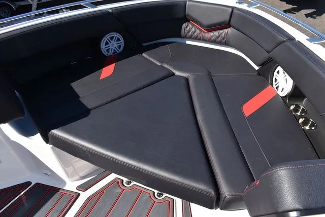 Slide: The Image of Monterey Elite 30 OB 2026 - 79