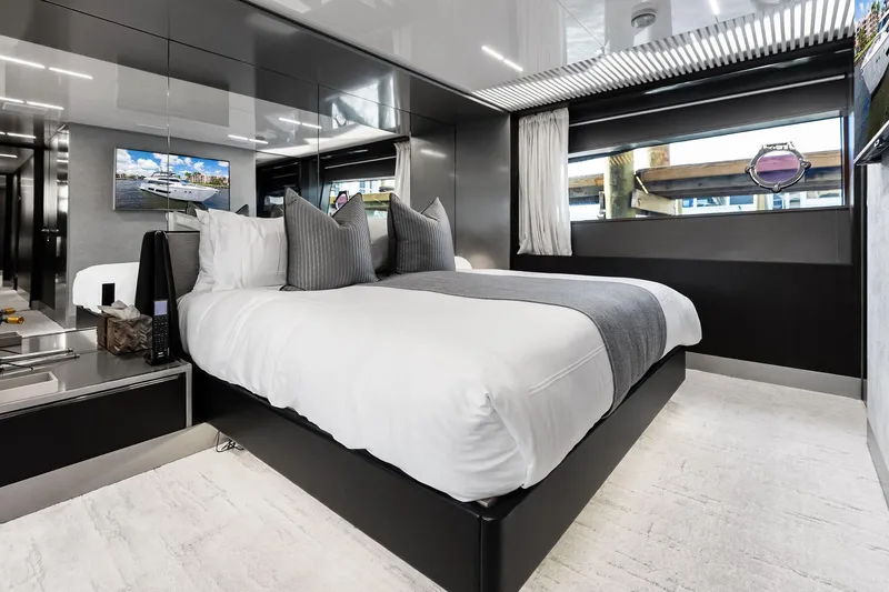 Slide: The Image of Luxurious bedroom interior of 2018 Ferretti Yachts 850 Motoryacht with modern design elements. - 62