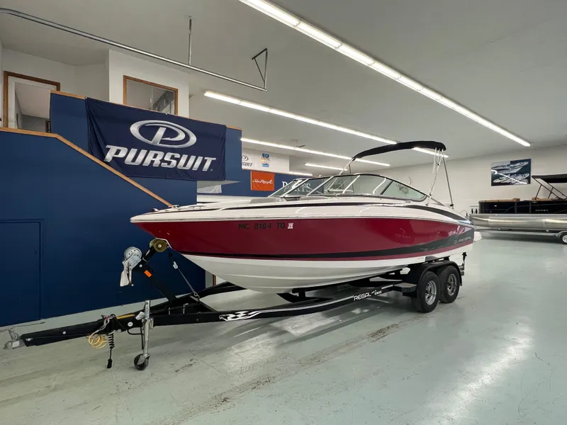 Slide: The Image of Regal 2300 Bowrider 2013 - 1