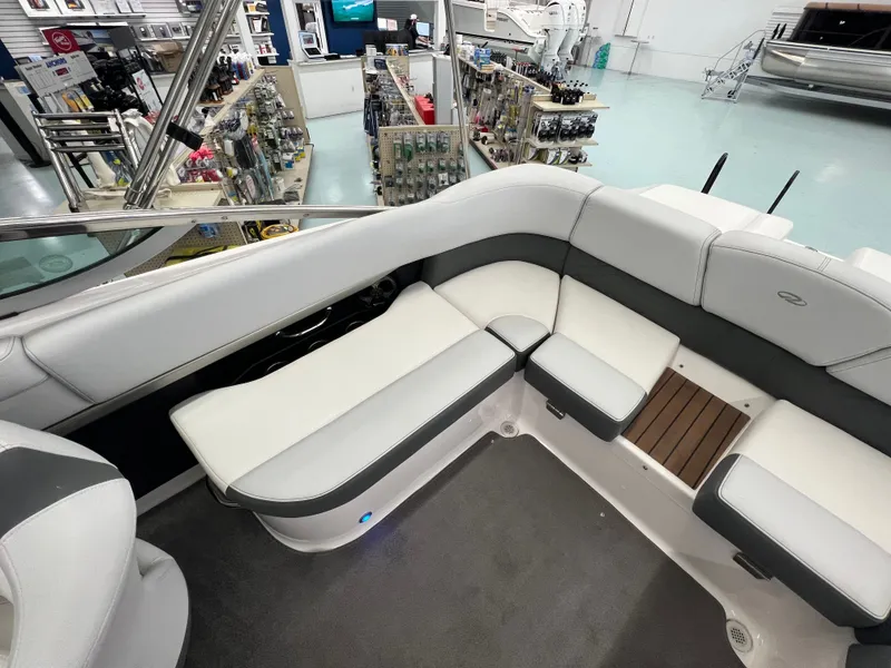 Slide: The Image of Regal 2300 Bowrider 2013 - 13