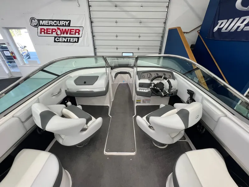 Slide: The Image of Regal 2300 Bowrider 2013 - 16