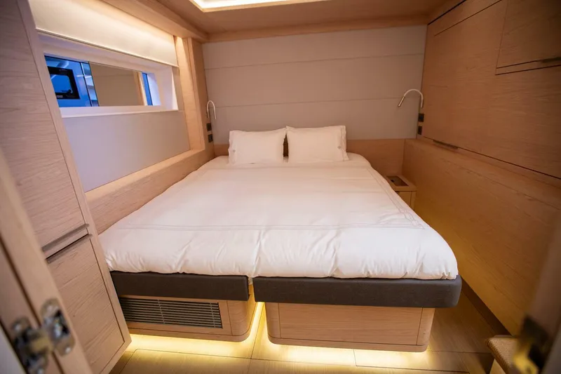 Slide: The Image of Luxurious bedroom interior of 2021 Lagoon Seventy 7 yacht with modern design. - 42