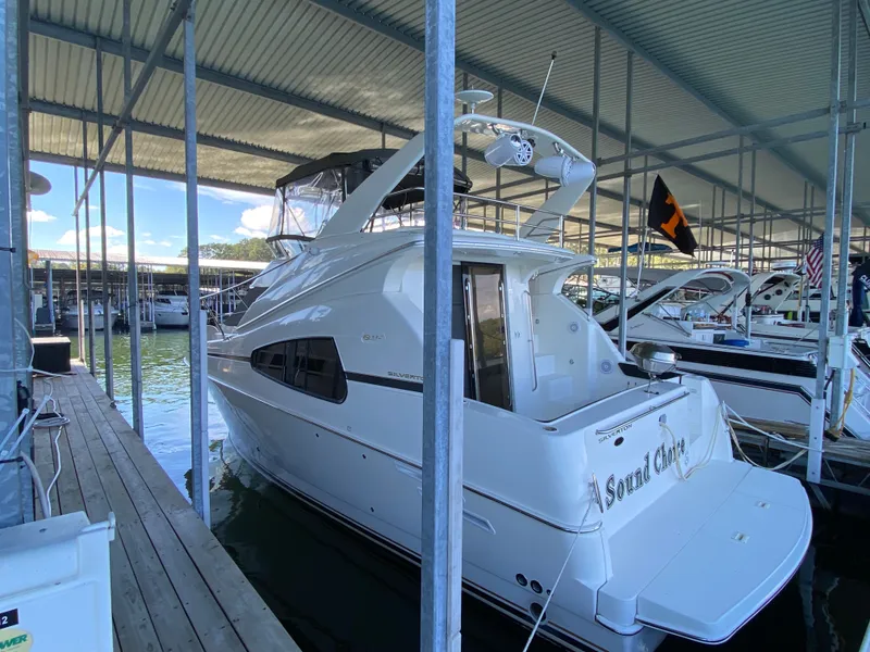 Slide: The Image of Silverton 33 Sport Sedan 2002 - 2