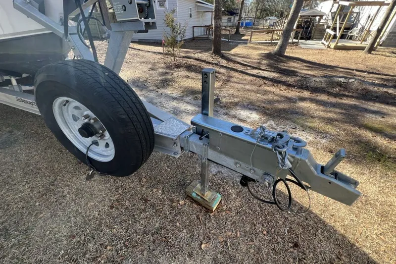 Slide: The Image of Amera Trail Trailer - 48
