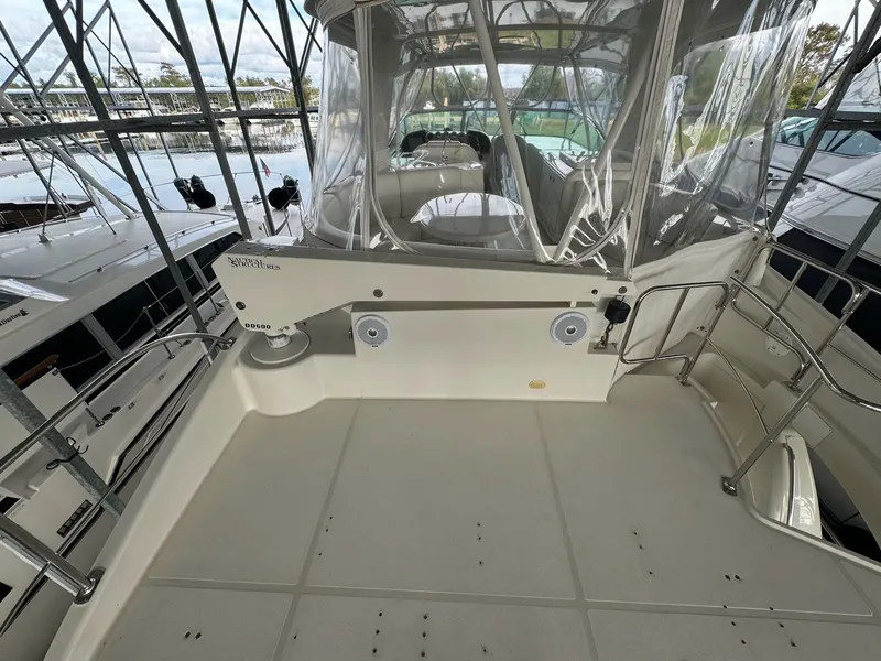 Slide: The Image of Carver Yachts 560 Voyager 2004 - 11