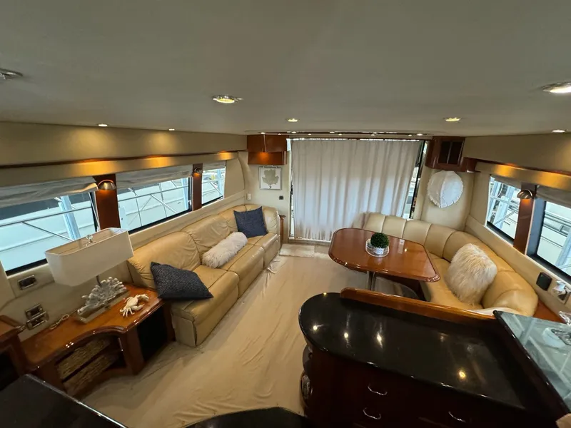 Slide: The Image of Carver Yachts 560 Voyager 2004 - 15