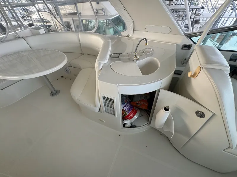 Slide: The Image of Carver Yachts 560 Voyager 2004 - 55